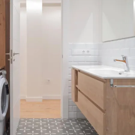 Avg La Playa 17 公寓